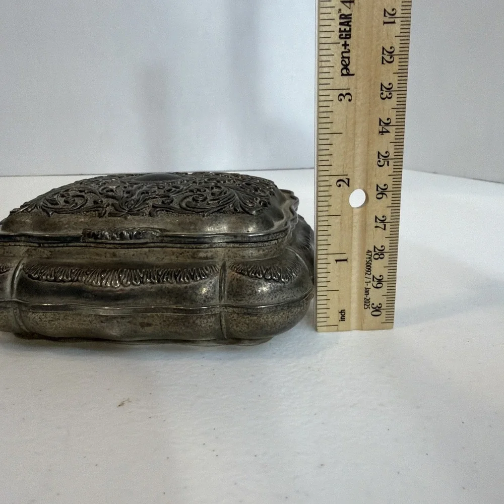 N/A beautiful silver